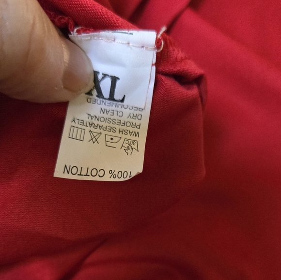 Gorgeous bidycon red dress with cut out SzS - Picture 5 of 5